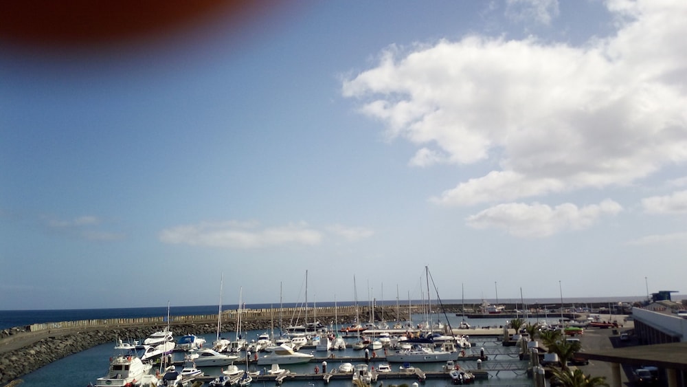 Family Apartment, Multiple Bedrooms, Pool Access, Marina View photo 3