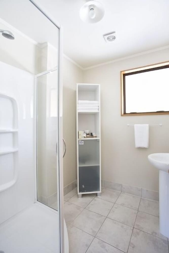 Cottage, 2 Bedrooms thumbnail 5