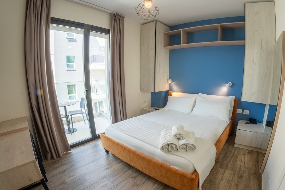 Double Room, Balcony