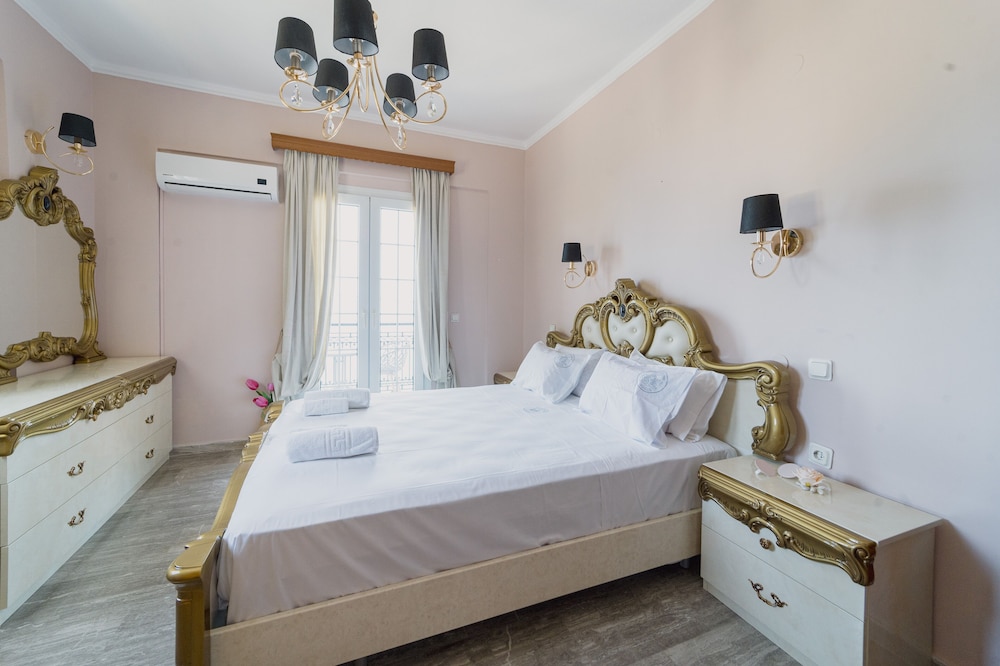 Classic Suite, 1 Bedroom, Sea View photo 1