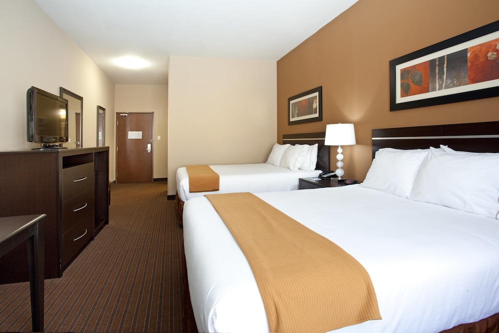 Suite, 2 Queen Beds (Addl Living Area) - Photo 2