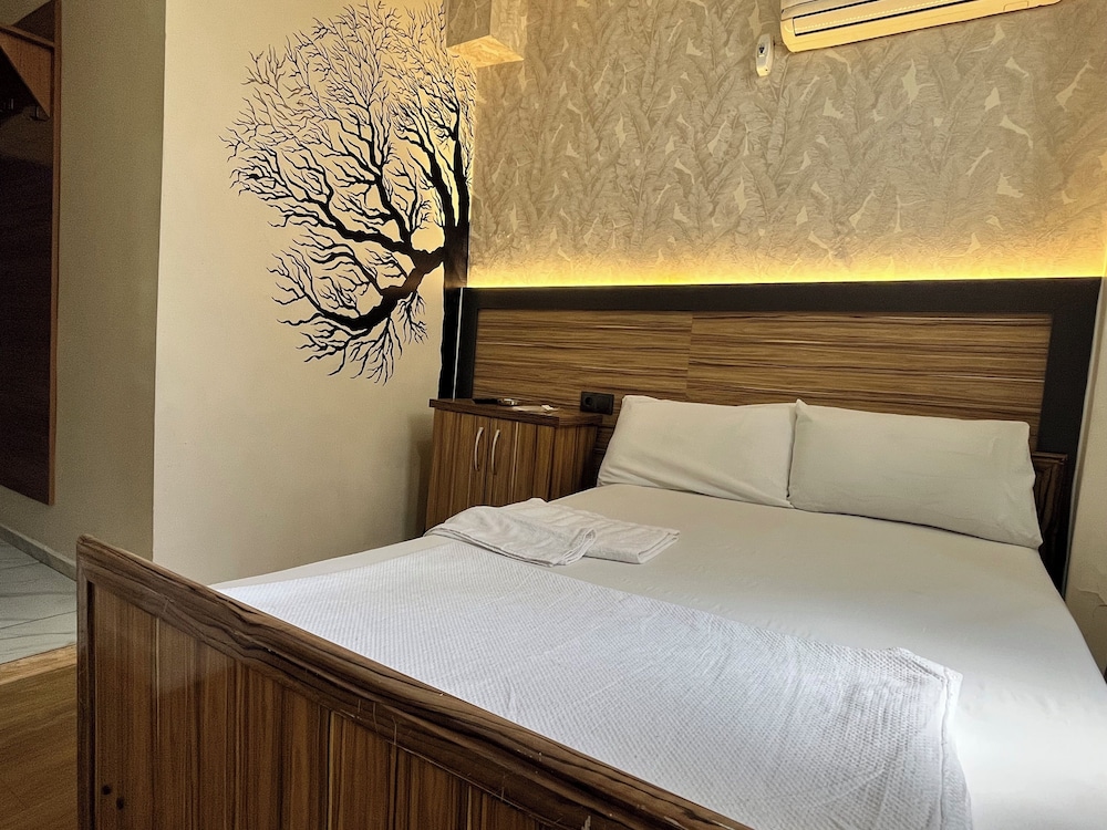 Standard Single Room, City View