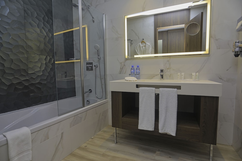 Superior Double or Twin Room photo 2