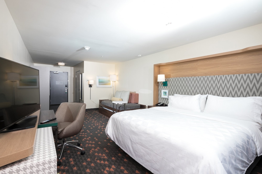 Standard Room, Multiple Beds photo 3
