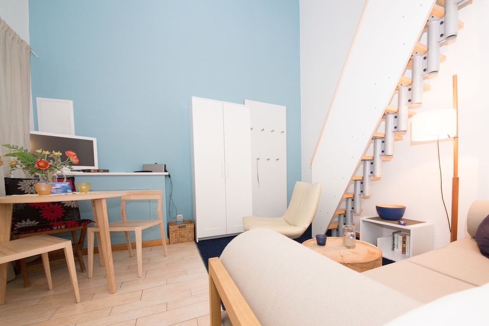 Basic Apartment, 1 Bedroom, Mezzanine photo 2