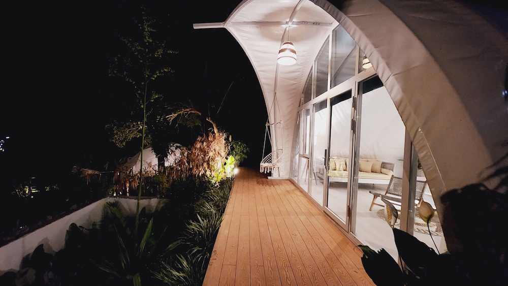 The Cocoon - Photo 25