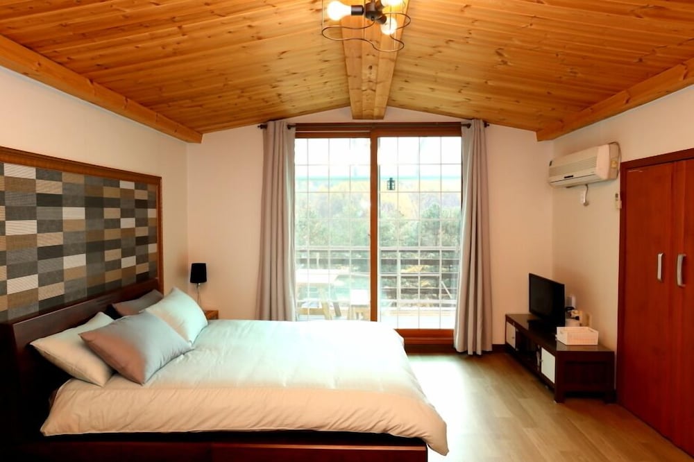 Standard Ondol Room photo 2