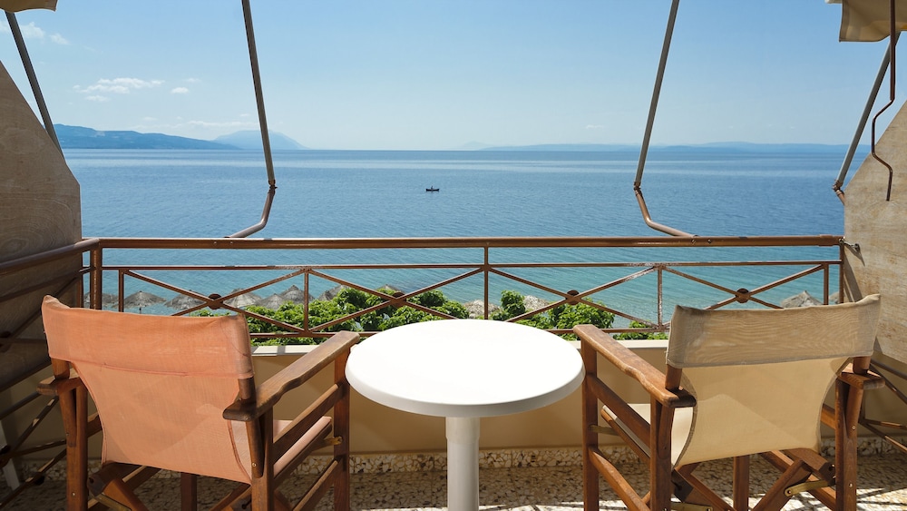 Triple Room, Sea View photo 3