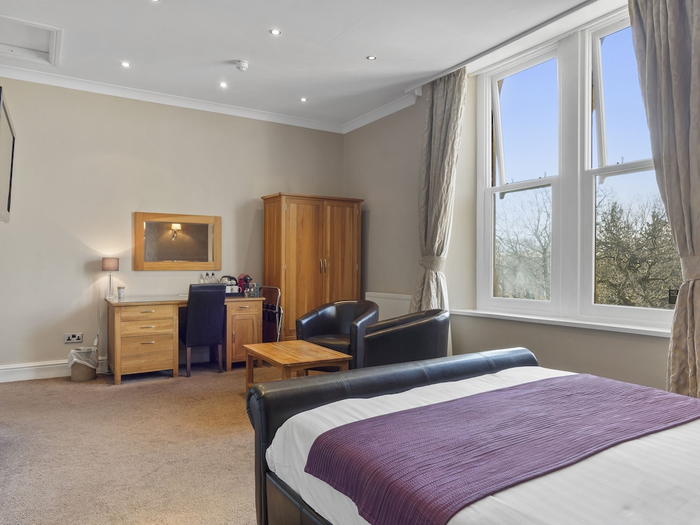 Premium Room, 1 King Bed photo 2