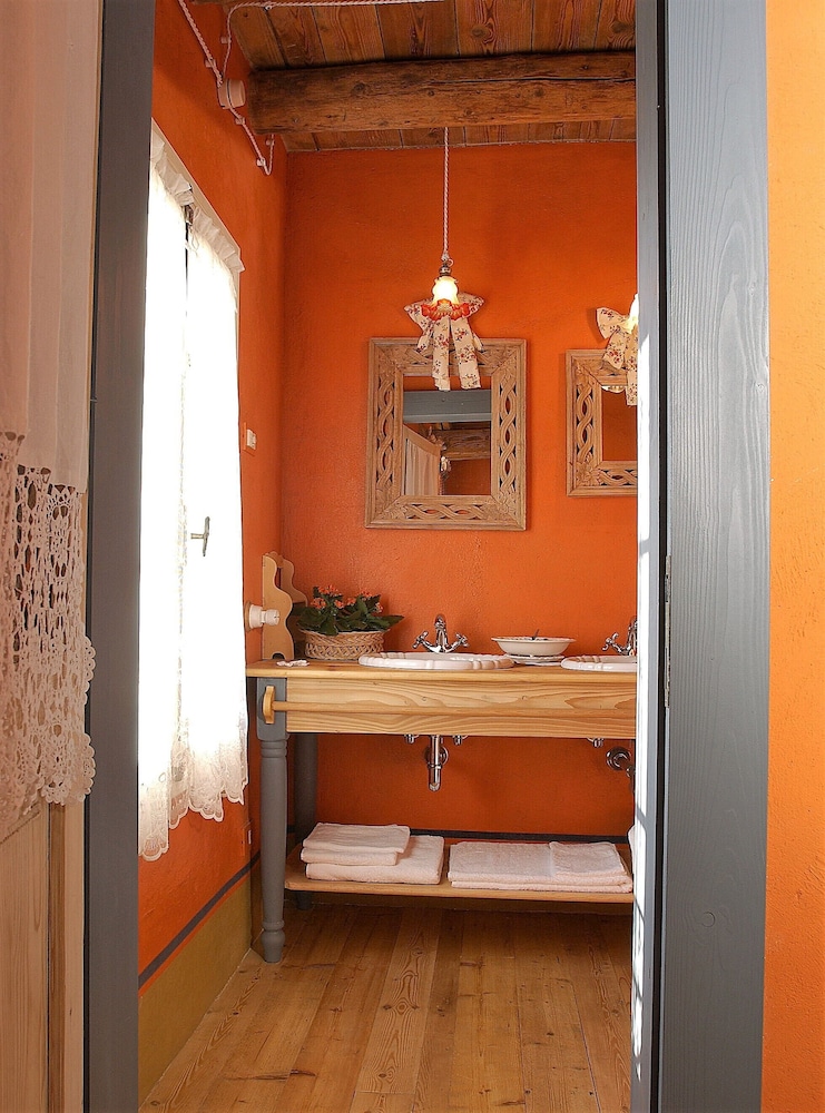 Superior Double Room, Pool Access, Garden View photo 3