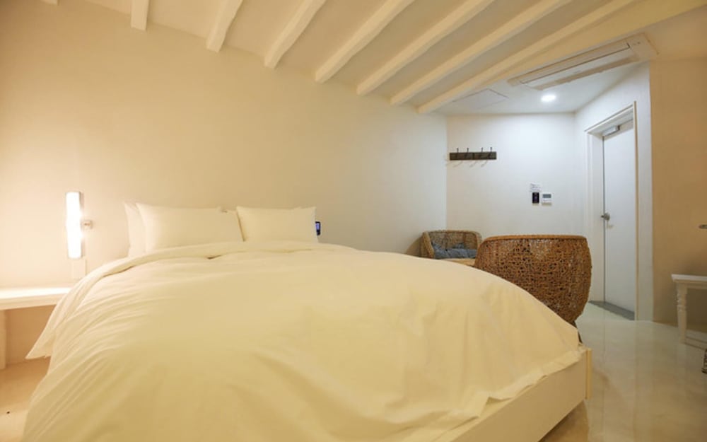 Room (VIP) - Photo 3