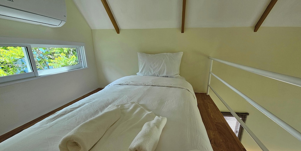 Comfort Single Room
