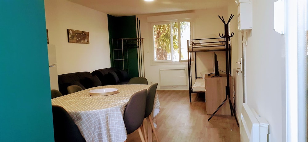 Family Studio (Le Terrasse) photo 3