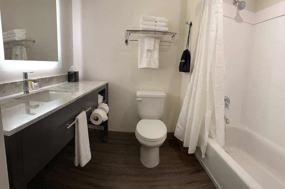 Standard Double Room - Photo 12