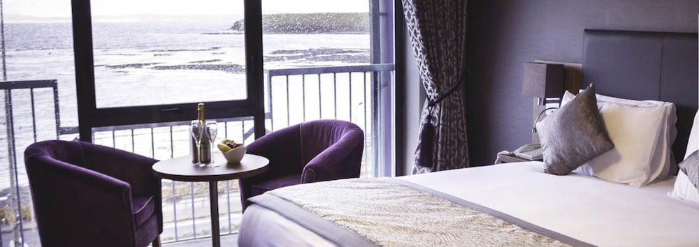 Deluxe Double Room, Sea View - Photo 5