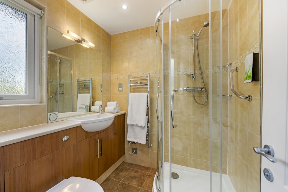 Lodge, 2 Bedrooms - Photo 16