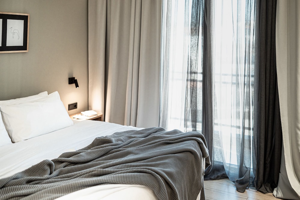 Classic Double Room (Special Offer) - Photo 6