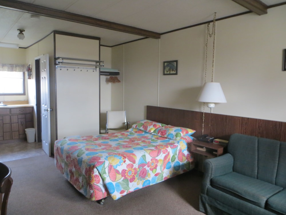 Room, Kitchenette photo 1