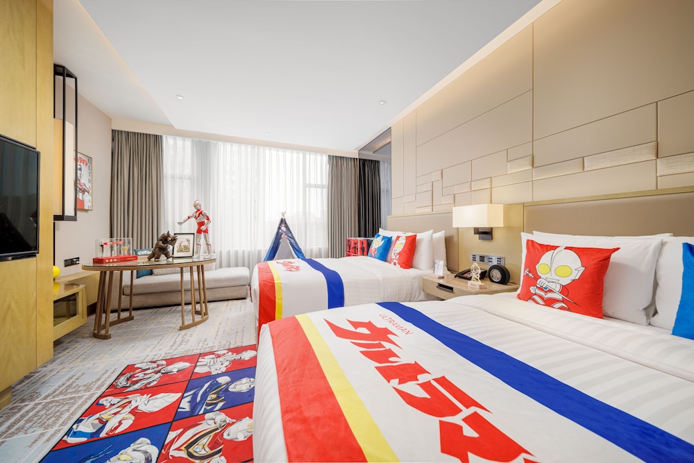 Family Twin Room thumbnail 5