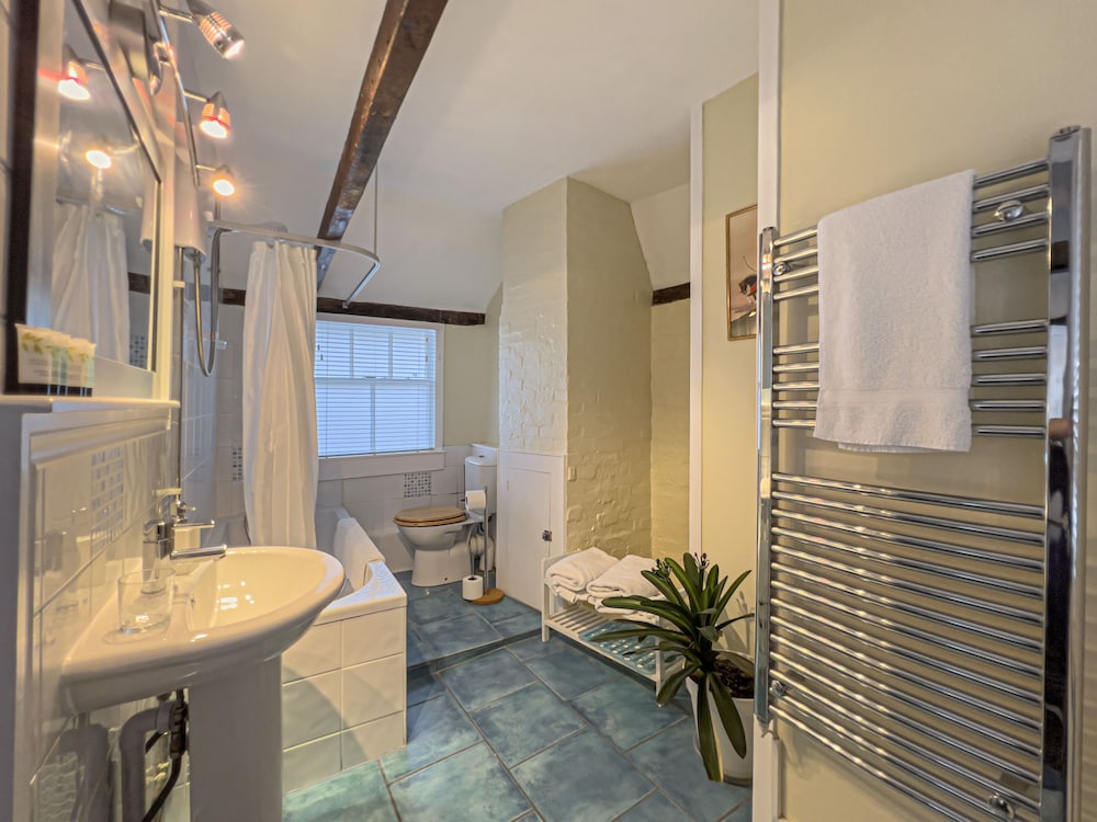Double Room, Ensuite (Garden Room) - Photo 4