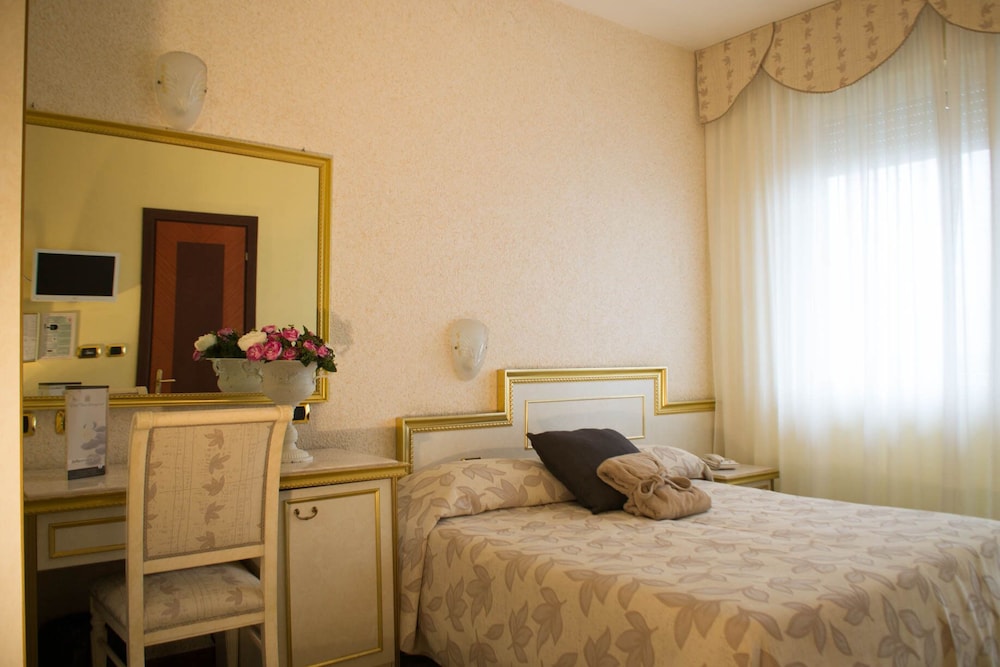 Double Room Single Use (Free spa access) photo 1