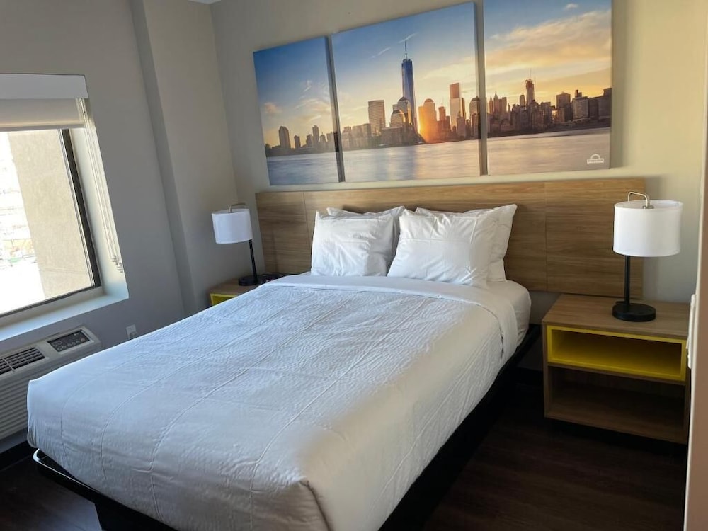 Room, 1 Queen Bed, Non Smoking