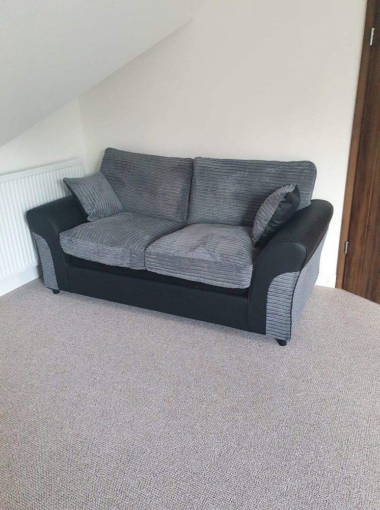 Family Room, Ensuite, Garden View photo 3