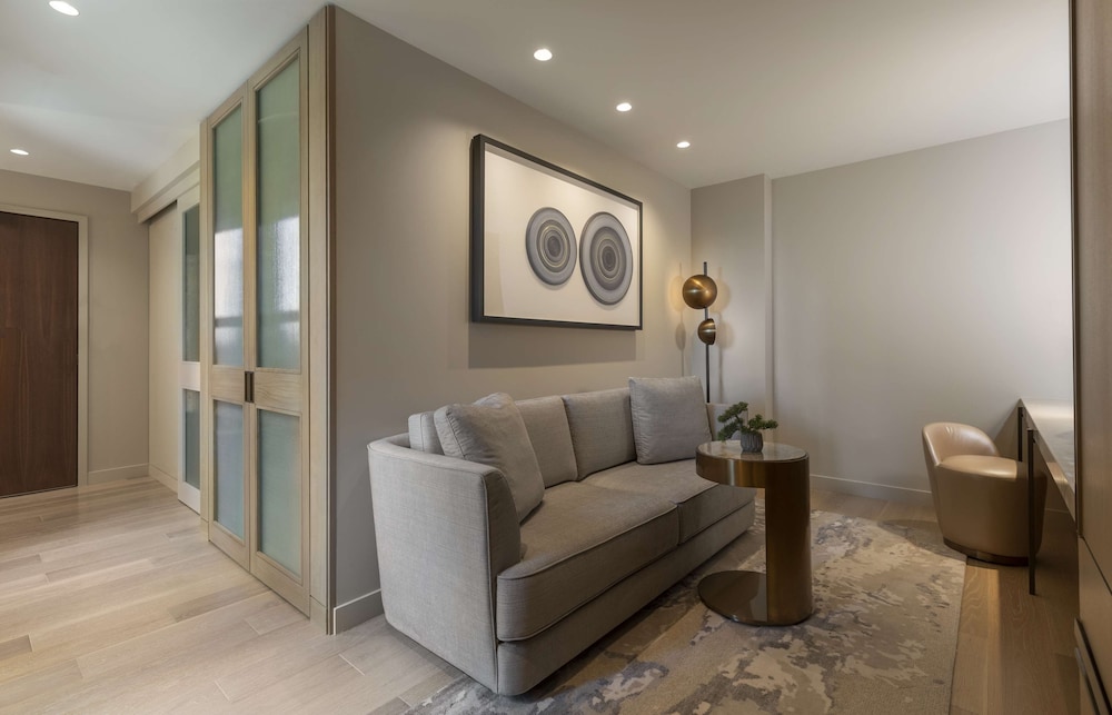 Suite (Water Tower)