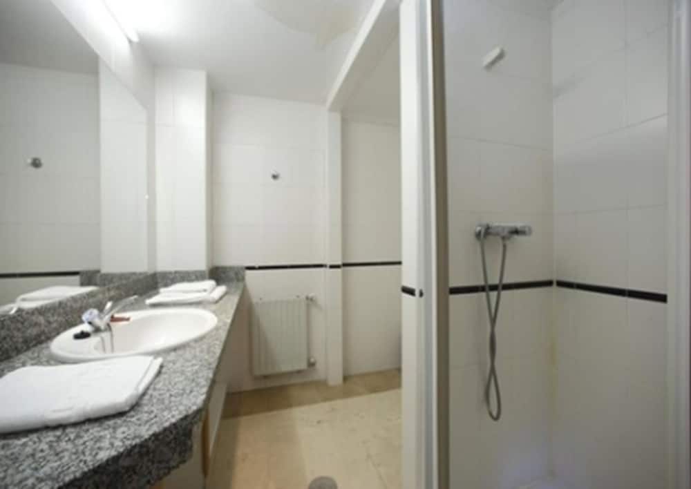 Family Studio, Kitchenette photo 2