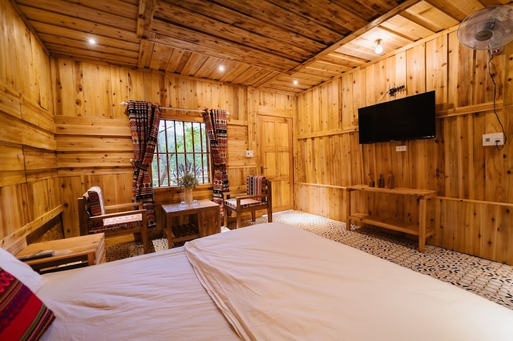 Standard Triple Room, Multiple Beds, Non Smoking photo 3