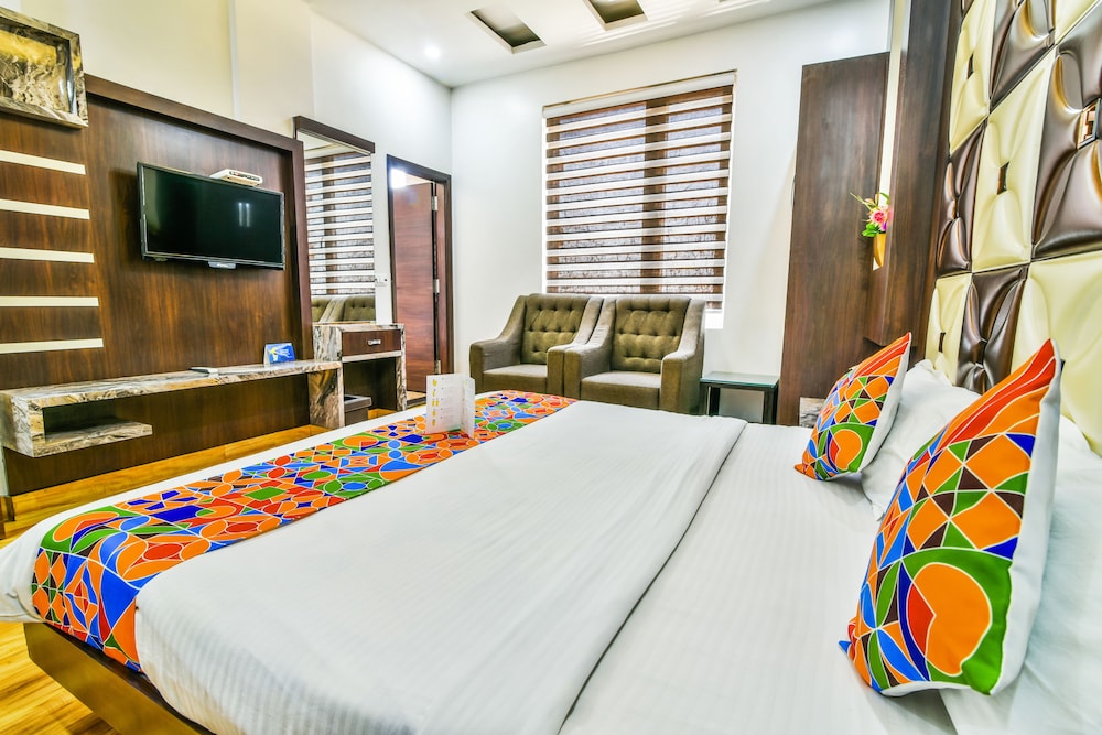 Premium Room - Photo 10