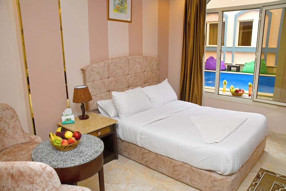 Deluxe Double Room, Pool View
