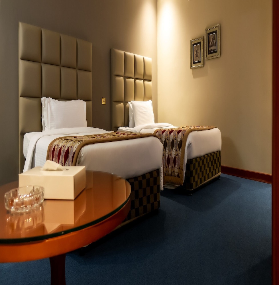 Deluxe Double or Twin Room photo 1