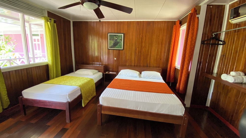 Standard Room photo 2