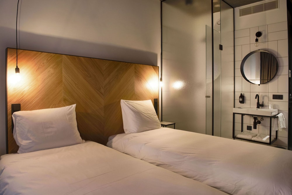 Comfort Twin Room - Photo 14