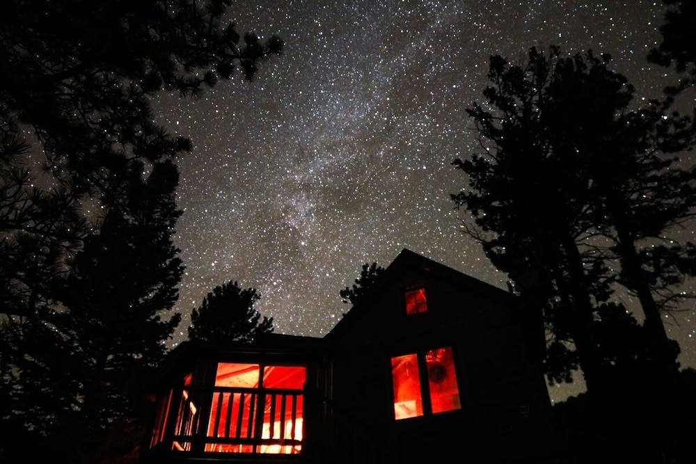 Cabin, 3 Bedrooms photo 2