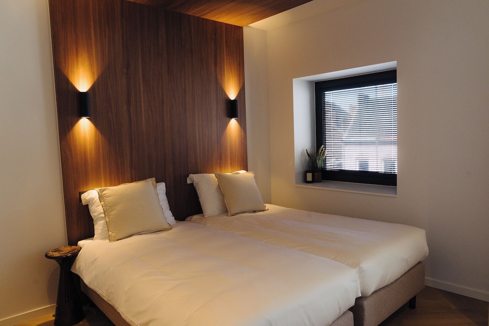 Superior Double or Twin Room, Balcony, City View