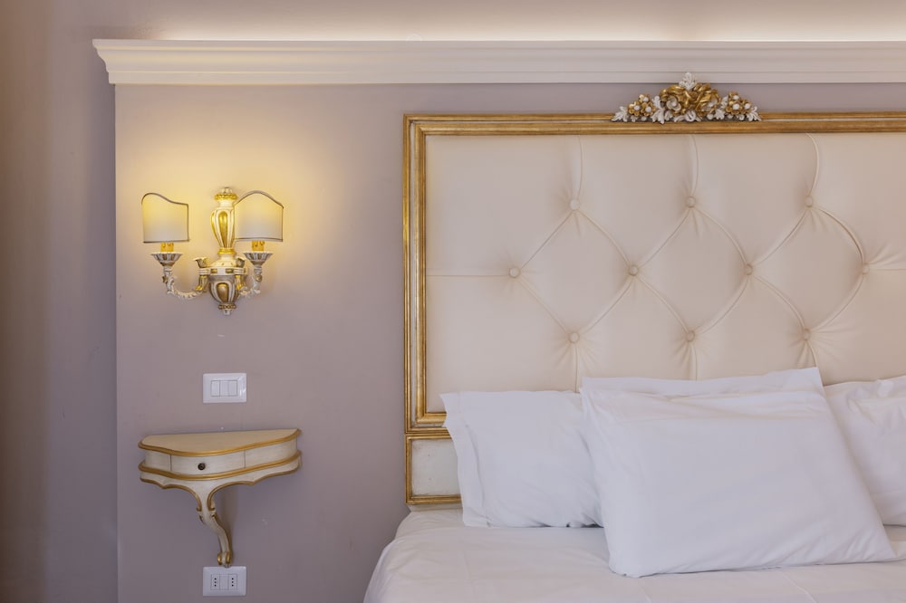 Superior Double or Twin Room, Balcony photo 3