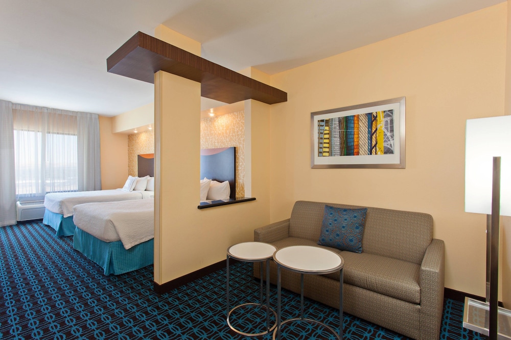 Suite, Multiple Beds