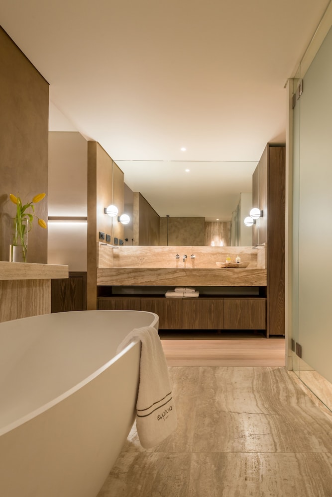 Junior Suite (Executive)