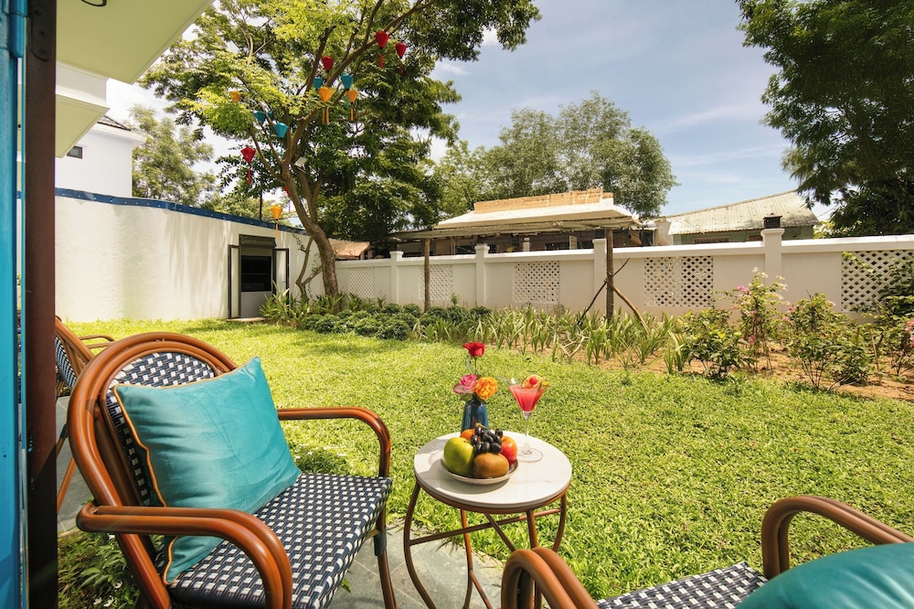 Deluxe Garden Double/Twin Room with Balcony photo 2