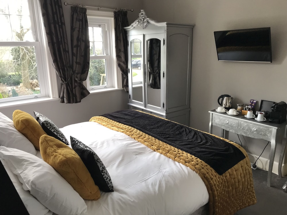 Double or Twin Room photo 3
