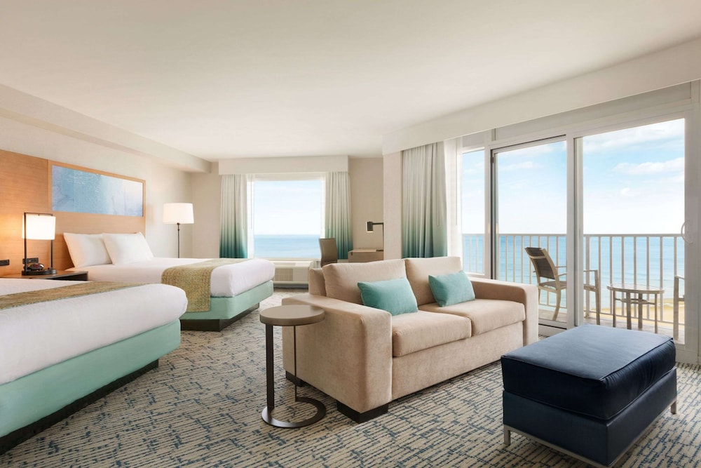 Suite, Multiple Beds, Accessible, Non Smoking (Upgrade) - Photo 1