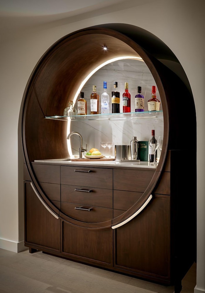 Executive Suite, 1 Bedroom, View