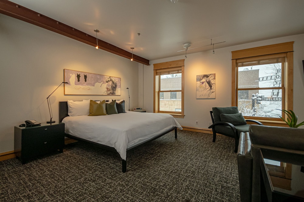 Premier Suite