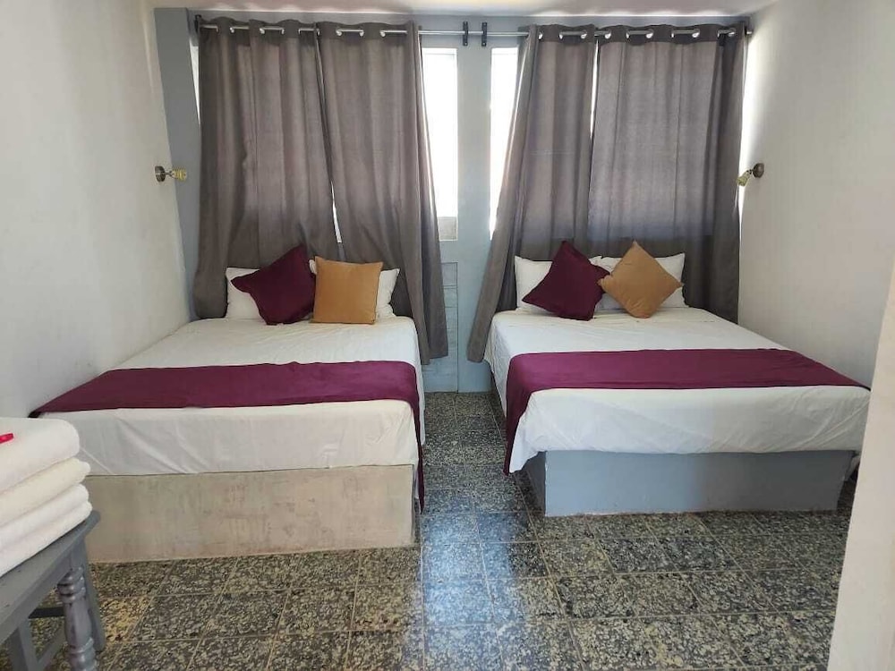 Comfort Room, 2 Queen Beds