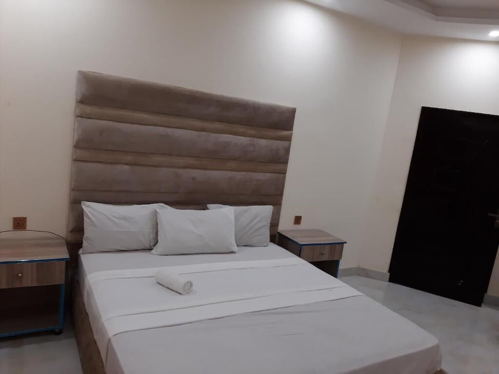 Economy Single Room