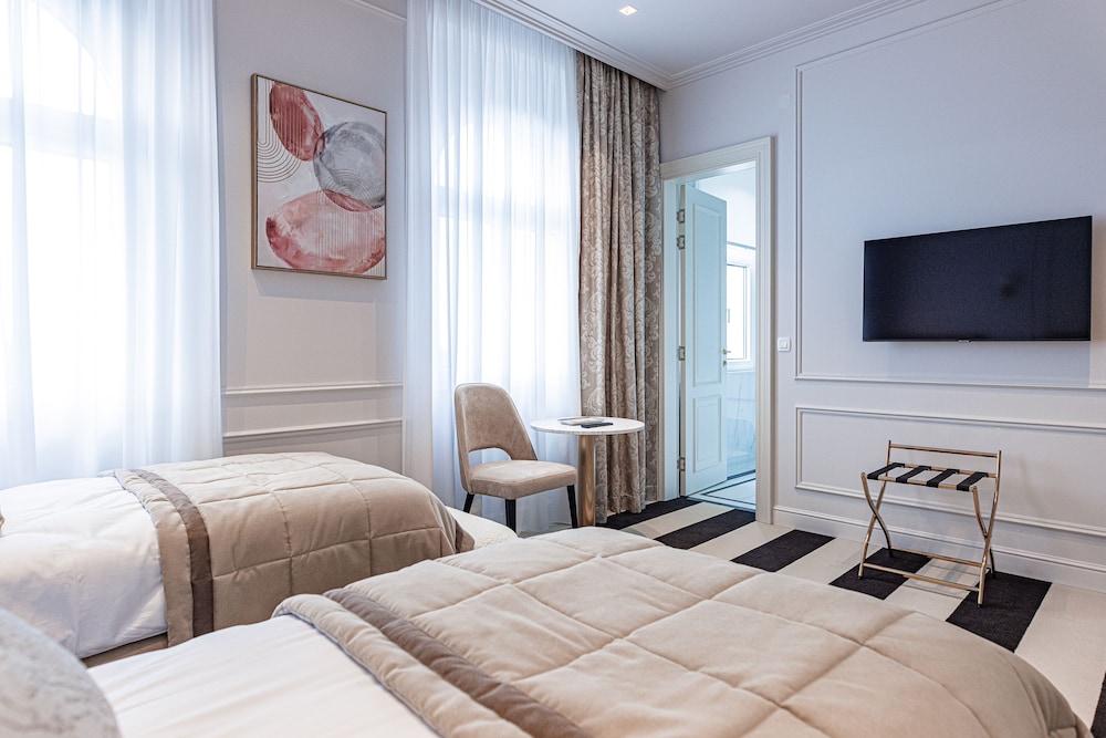Deluxe Twin Room - Photo 3