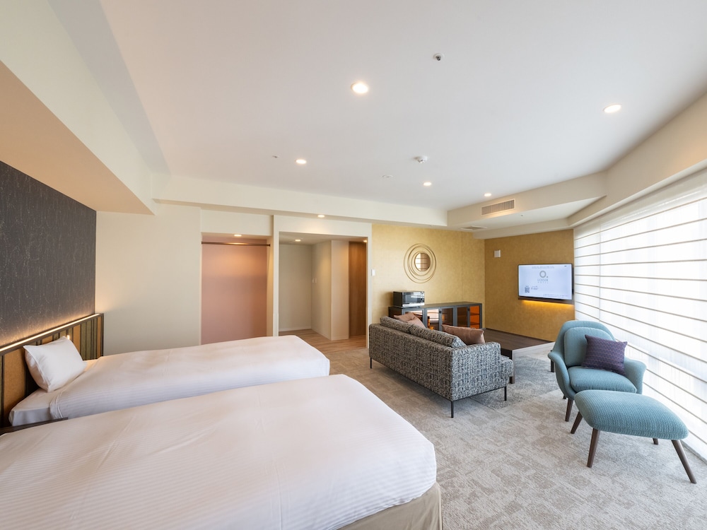 Premier Twin Room, Non Smoking photo 1