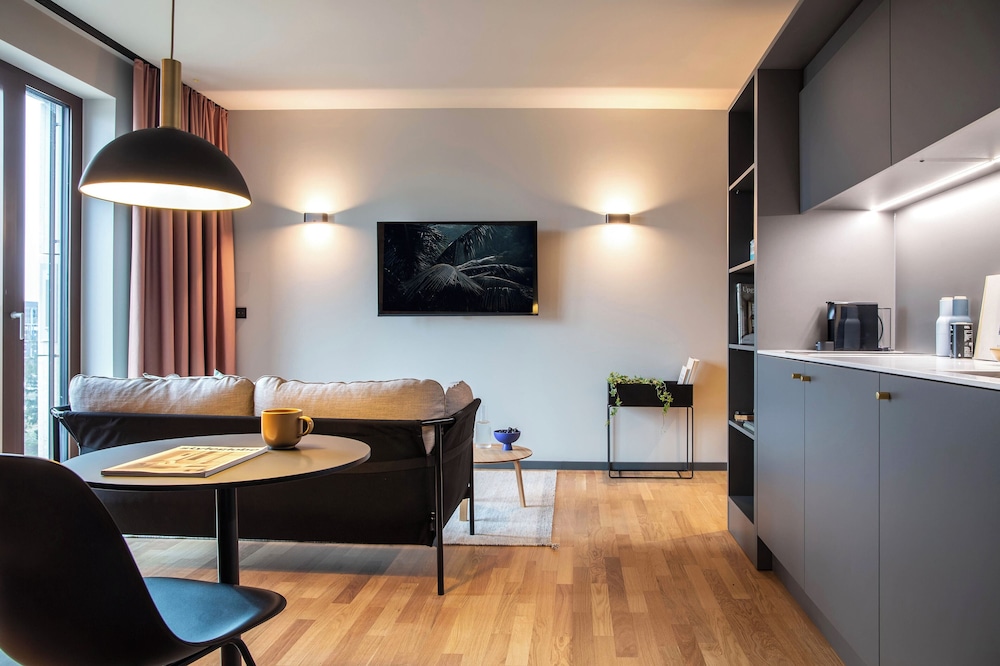 Luxury Studio, 1 Queen Bed